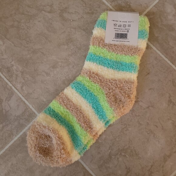 FWP Fluffy Socks - Free With Purchase - Picture 2 of 2